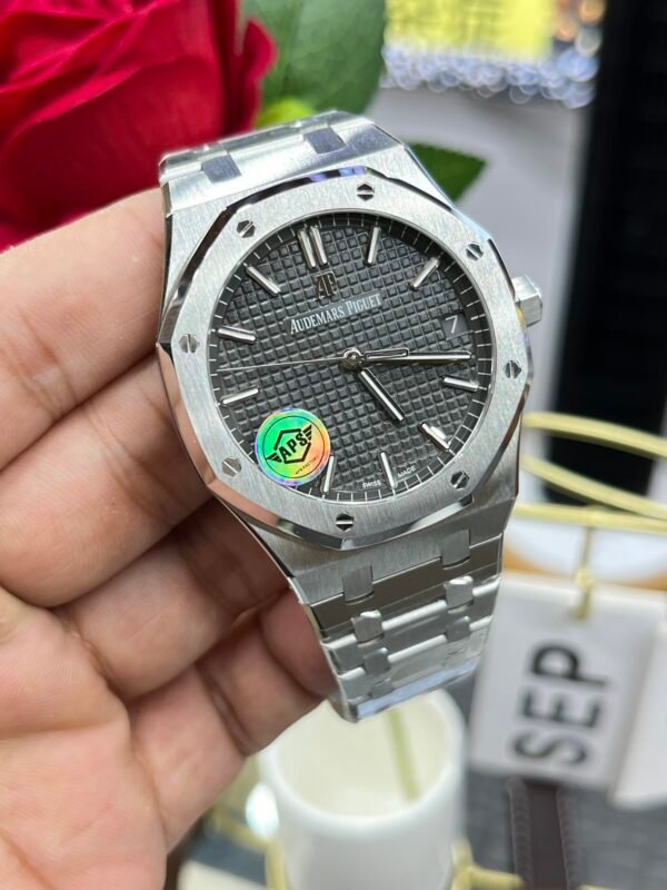 APS钢王一体机爱彼顶级复刻仿表15500ST.OO.1220ST.01和15500ST.OO.1220ST.03等